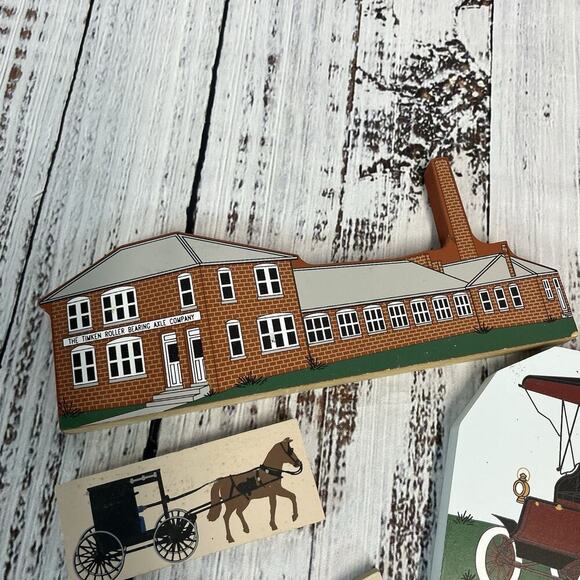 Vintage 5pc Wooden Village Lot Shepherds Heart St. Louis Carriage Timken Co. - Picture 2 of 8